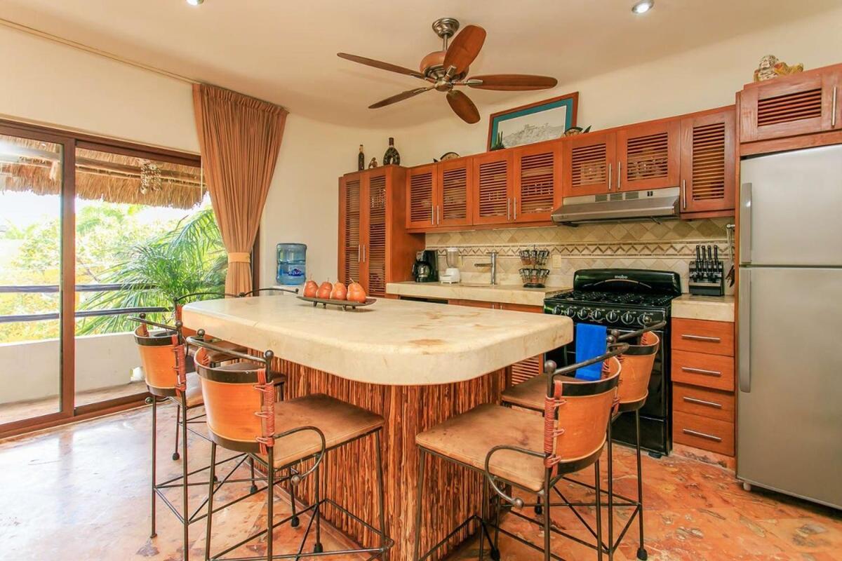 Beachside 3br Penthouse With Private Pool And Ocean Views Playa del Carmen